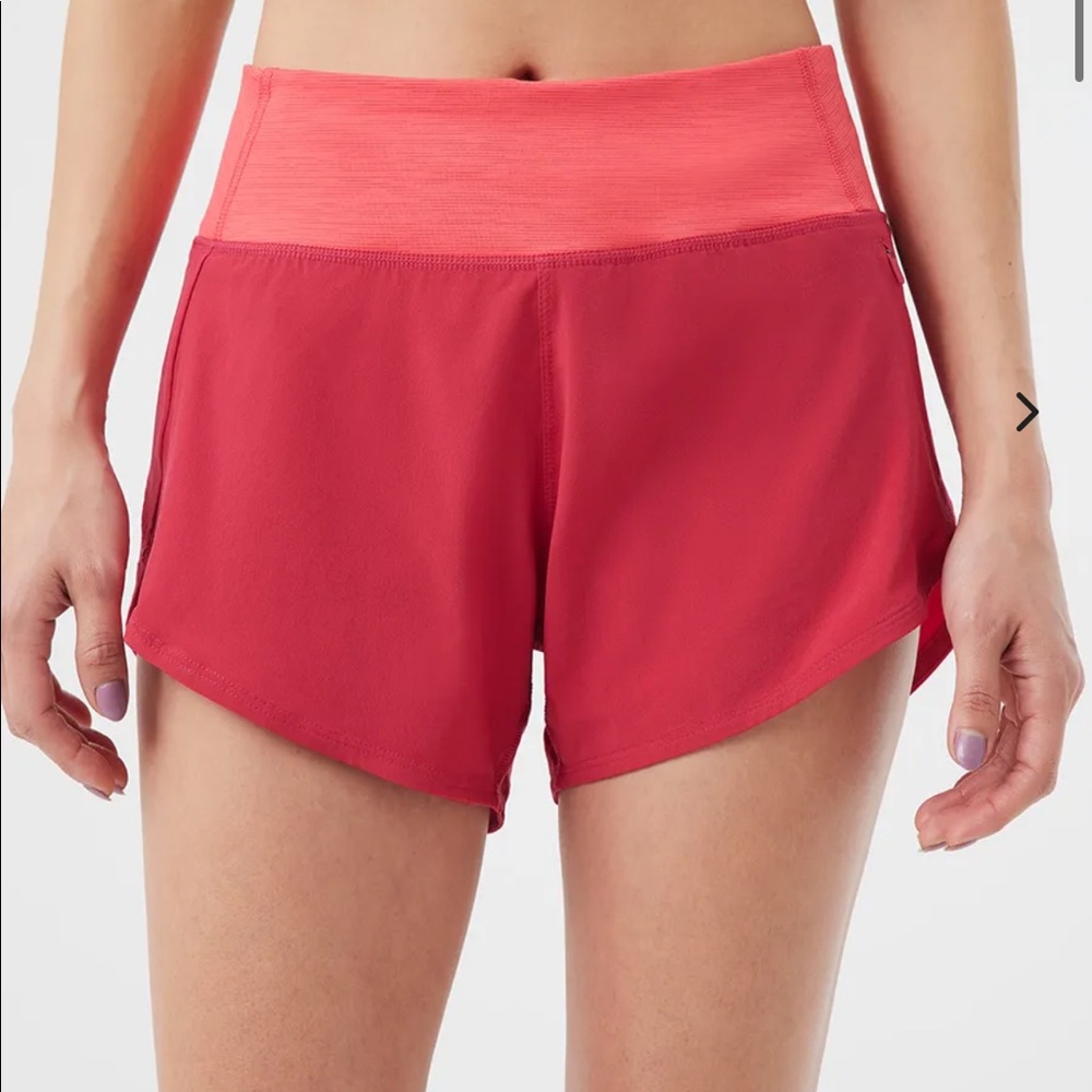 Outdoor Voices Hudson 4” Short